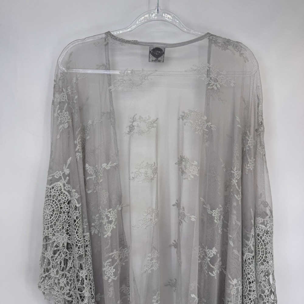 Cal Style Kimono Top Womens XL Silver Lace Crochet Witchy Romantic Fairy - Picture 8 of 15